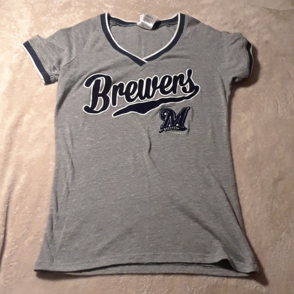Brewers V-neck shirt